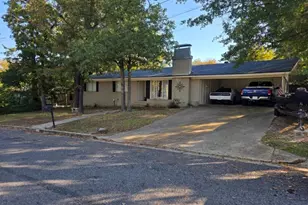 505 Colonial, Athens, TX 75751 - Photo 3