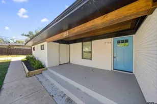 203 W Jordan, Grand Saline, TX 75140 - Photo 3