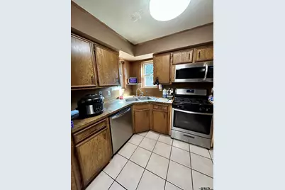 113 E Larkspur, White Oak, TX 75693 - Photo 11