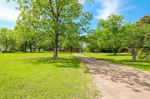 1006 Quitman St, Pittsburg, TX 75686 - Photo 3