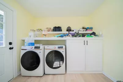 1404 E Leach, Kilgore, TX 75662 - Photo 13