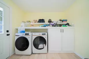 1404 E Leach, Kilgore, TX 75662 - Photo 13