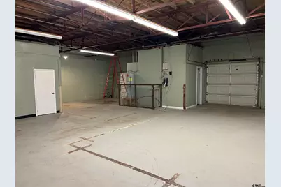 121 S Glenwood Blvd, Tyler, TX 75702 - Photo 35