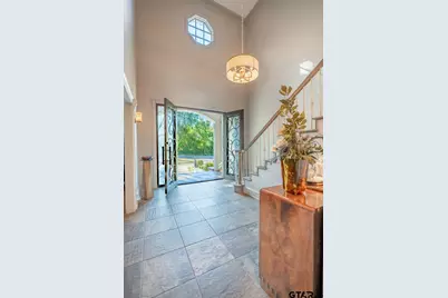 1520 Clubview Dr, Tyler, TX 75701 - Photo 5