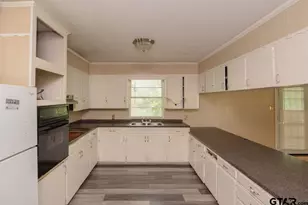 109 Olive St, Mt Vernon, TX 75457 - Photo 7