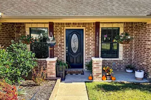 1675 Meadowview St, Athens, TX 75752 - Photo 3