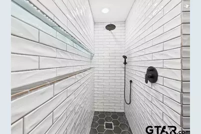 1675 Meadowview St, Athens, TX 75752 - Photo 21