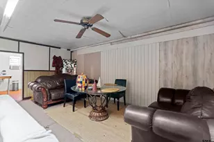 1140 N Hamlett St, Athens, TX 75751 - Photo 17