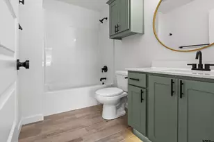 16513 Crossing Cir, Lindale, TX 75771 - Photo 29