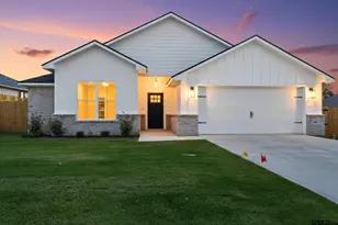 16513 Crossing Cir, Lindale, TX 75771 - Photo 1