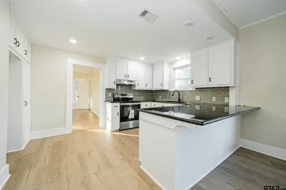 515 N Newsom, Mineola, TX 75773 - Photo 11