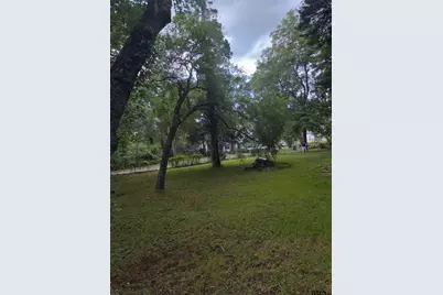 107 Acorn, Marshall, TX 75670 - Photo 9