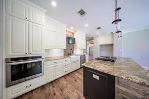 23751 Mystery Down, Lindale, TX 75771 - Photo 9