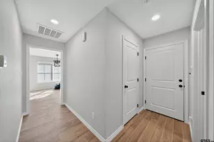 926 S Academy Ave, Tyler, TX 75701 - Photo 17