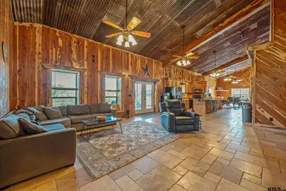 2600 Van Meter Rd, Kilgore, TX 75662 - Photo 9