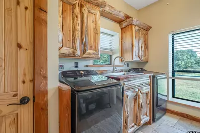 2600 Van Meter Rd, Kilgore, TX 75662 - Photo 41