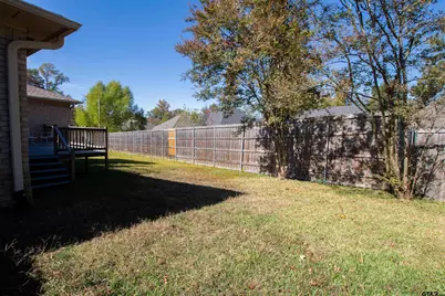 6001 Huntington Dr, Tyler, TX 75703 - Photo 25