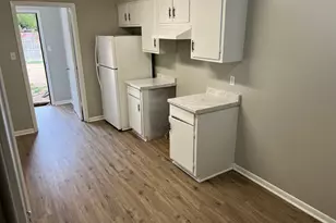 3161 Glenda Ave, Tyler, TX 75704 - Photo 9