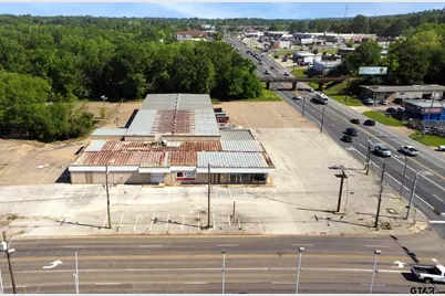 127 E Sh 31, Longview, TX 75601 - Photo 7