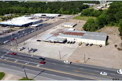 127 E Sh 31, Longview, TX 75601 - Photo 3