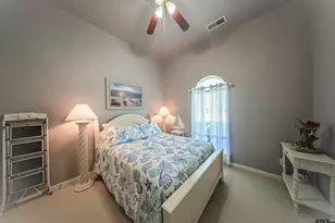 1360 W Remington Park Dr, Terrell, TX 75160 - Photo 5