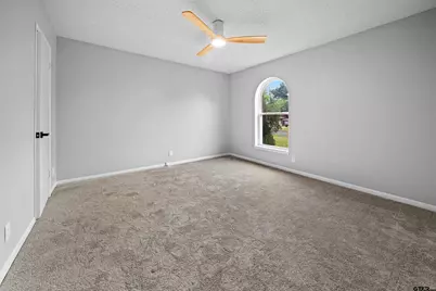 4715 Edinburgh, Tyler, TX 75703 - Photo 31