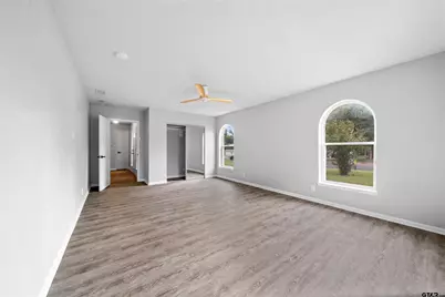 4715 Edinburgh, Tyler, TX 75703 - Photo 15