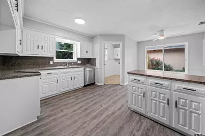 4715 Edinburgh, Tyler, TX 75703 - Photo 9