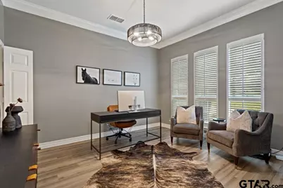 4008 Pinecreek Dr, Tyler, TX 75707 - Photo 3