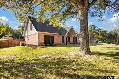 1701 Edgebrook St, Henderson, TX 75652 - Photo 1