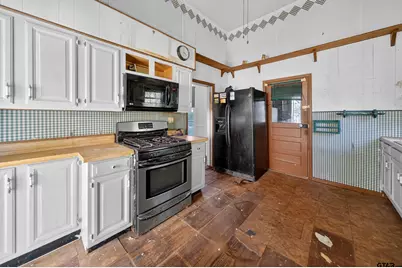 501 E Duval St, Troup, TX 75789 - Photo 5