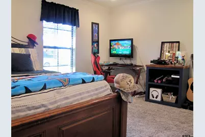 717 Meadow Creek Drive, Tyler, TX 75703 - Photo 27