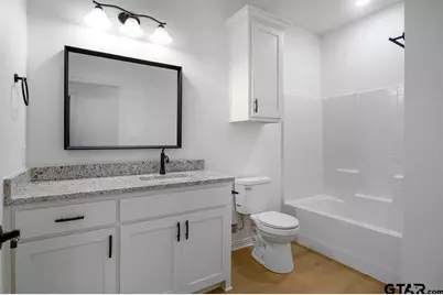 1610 W Barrett St, Tyler, TX 75702 - Photo 11