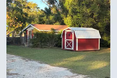 327 Fairview, Rusk, TX 75785 - Photo 3