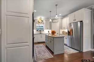 15831 Red Cloud Dr, Lindale, TX 75771 - Photo 13