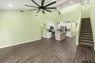 802 S Newsom St, Mineola, TX 75773 - Photo 9