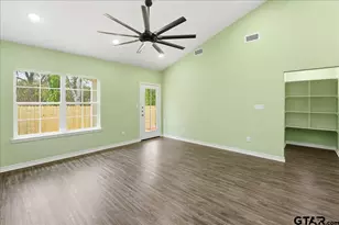 806 S Newsom St, Mineola, TX 75773 - Photo 7