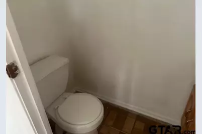 2430 Smuts Dr, Tyler, TX 75701 - Photo 11