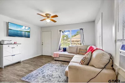 836 Buckley Ave, Tyler, TX 75701 - Photo 5