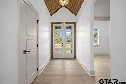 19453 Cedarpark Pl, Lindale, TX 75771 - Photo 3