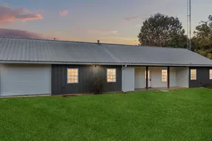 732 Red Maple Rd, Big Sandy, TX 75755 - Photo 1