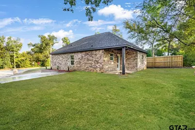 1204 Kennedy, Tyler, TX 75702 - Photo 3