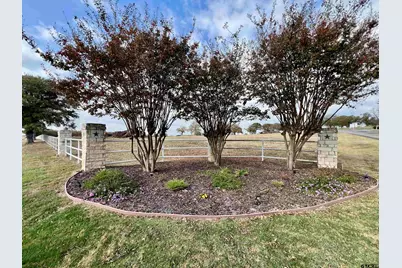 15511 Stallion Lake Blvd, Lindale, TX 75771 - Photo 3