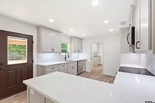 390 Co Rd 2978, Hughes Springs, TX 75656 - Photo 13