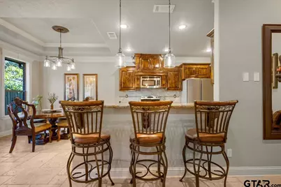 3726 Bill Owens Pwky, Longview, TX 75605 - Photo 13