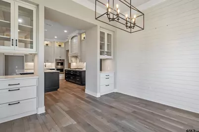 7580 Northlake Drive, Tyler, TX 75703 - Photo 15