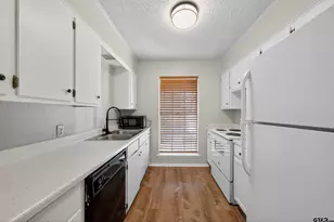 4208 Edinburgh, Tyler, TX 75703 - Photo 11