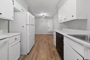 4208 Edinburgh, Tyler, TX 75703 - Photo 9