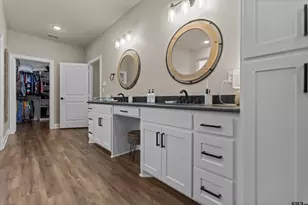 19438 Cedarpark Pl, Lindale, TX 75771 - Photo 17