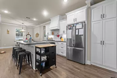 19438 Cedarpark Place, Lindale, TX 75771 - Photo 11